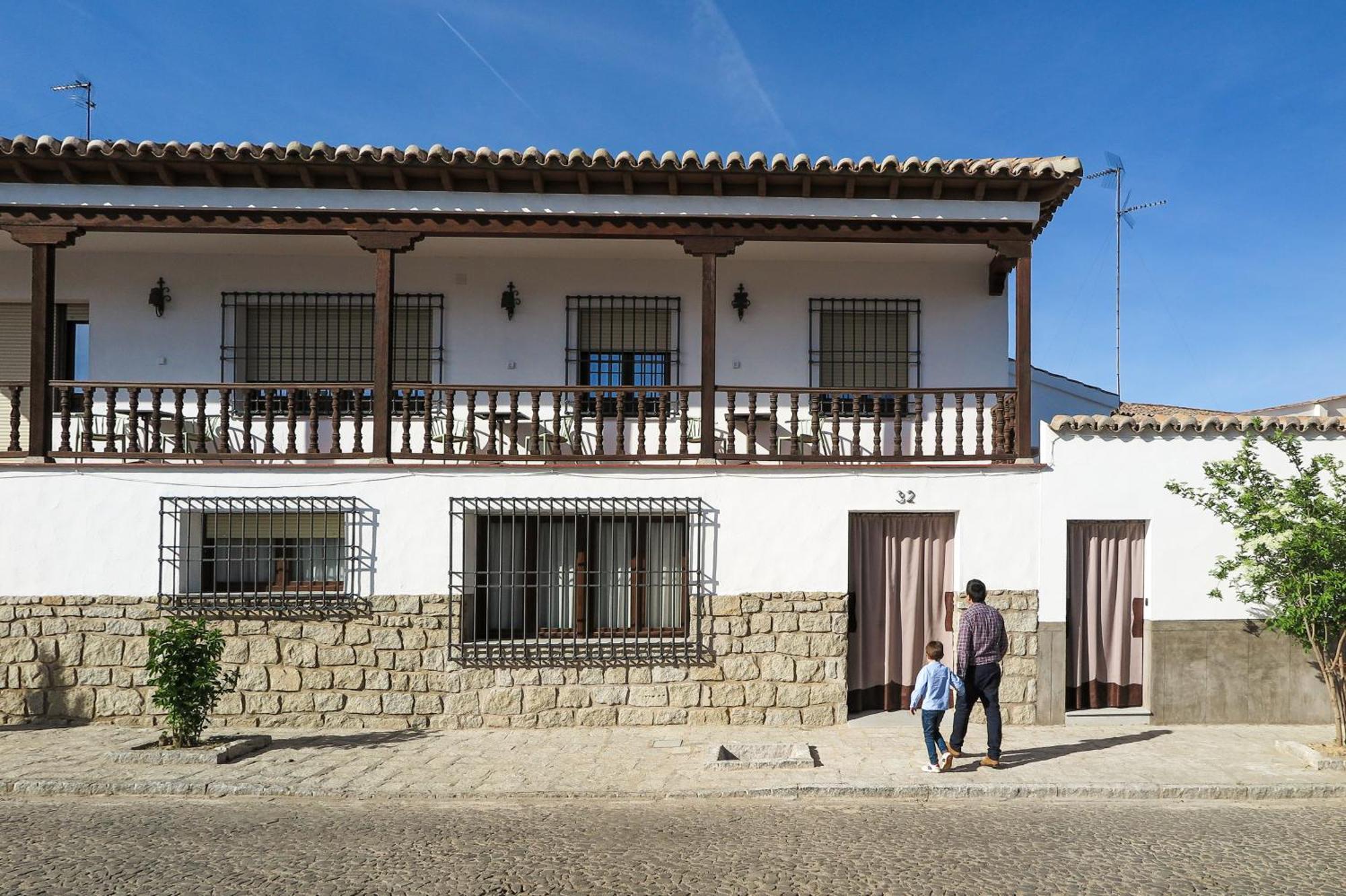 Tome, Casa De Huespedes Bed & Breakfast Orgaz Exterior photo